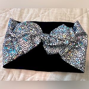 Black and Silver Design Toddler Sized Head Wrap